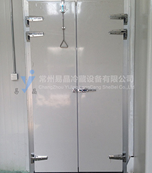 Double aluminum frame to sweep the floor door