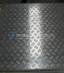 Embossed aluminum base plate skid